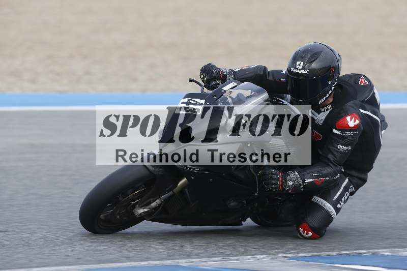 /Archiv-2024/01 26.-28.01.2024 Moto Center Thun Jerez/Gruppe schwarz-black/43